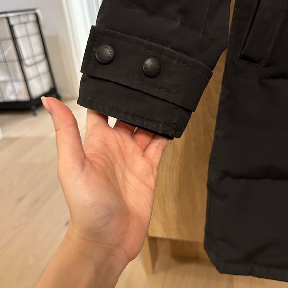 Canada Goose Jacket - Picture 9 of 13